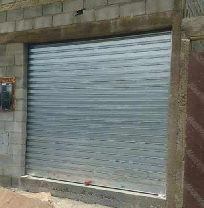 Portas de aço automáticas e manuais